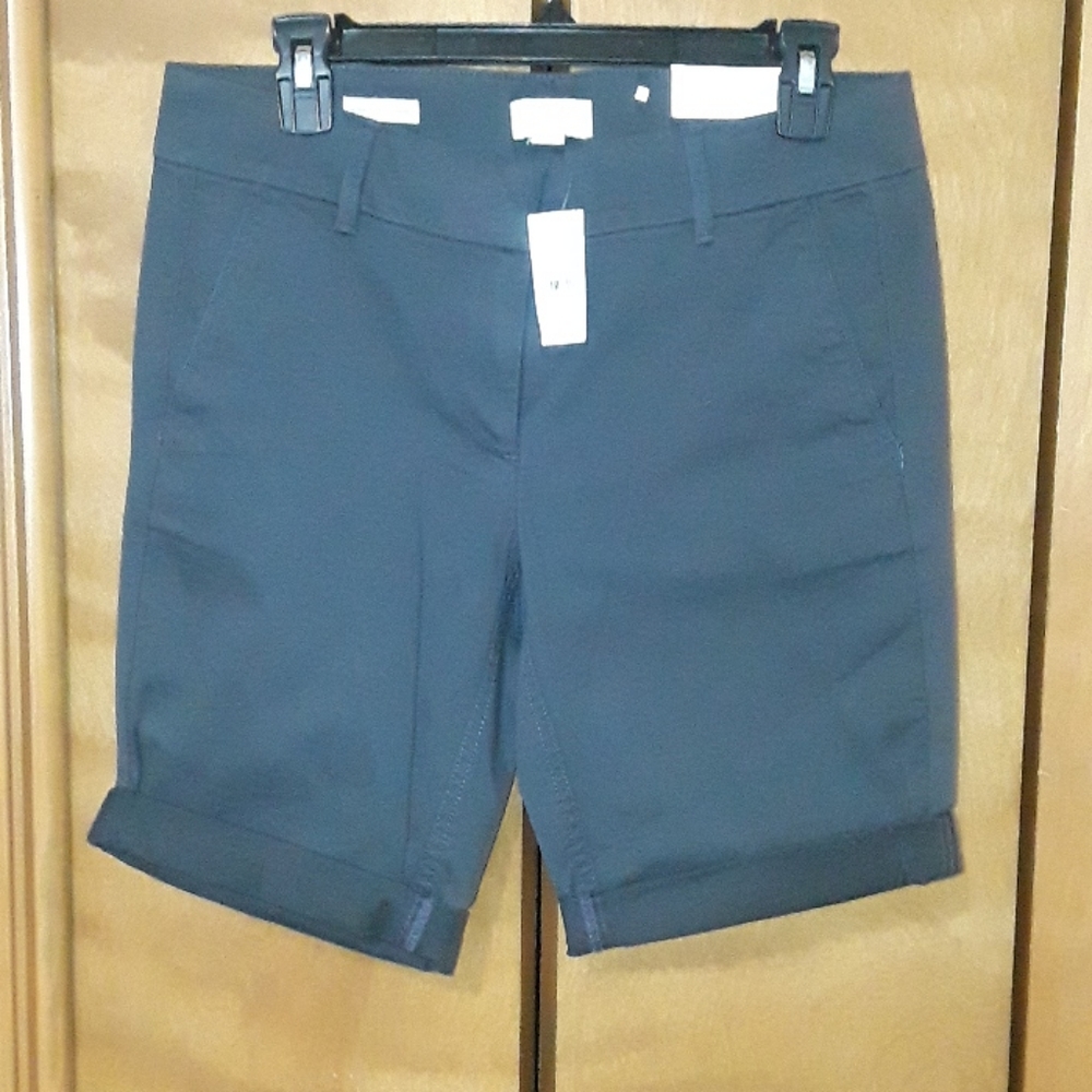 Loft Bermuda roll shorts